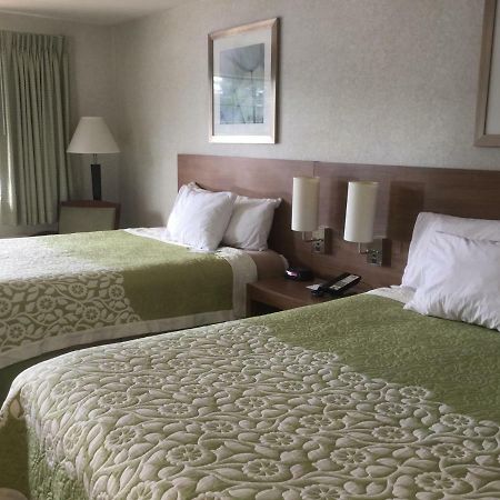 Days Inn By Wyndham Athens Ngoại thất bức ảnh
