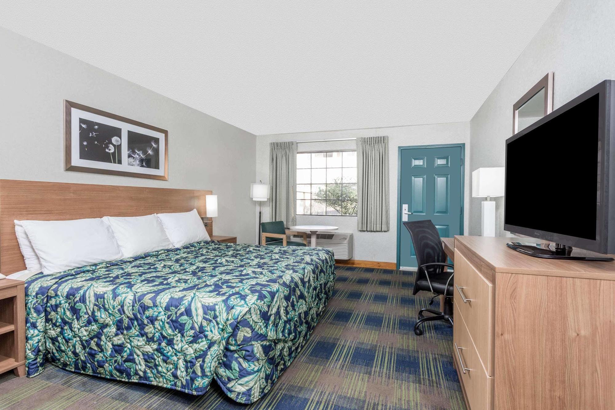 Days Inn By Wyndham Athens Ngoại thất bức ảnh