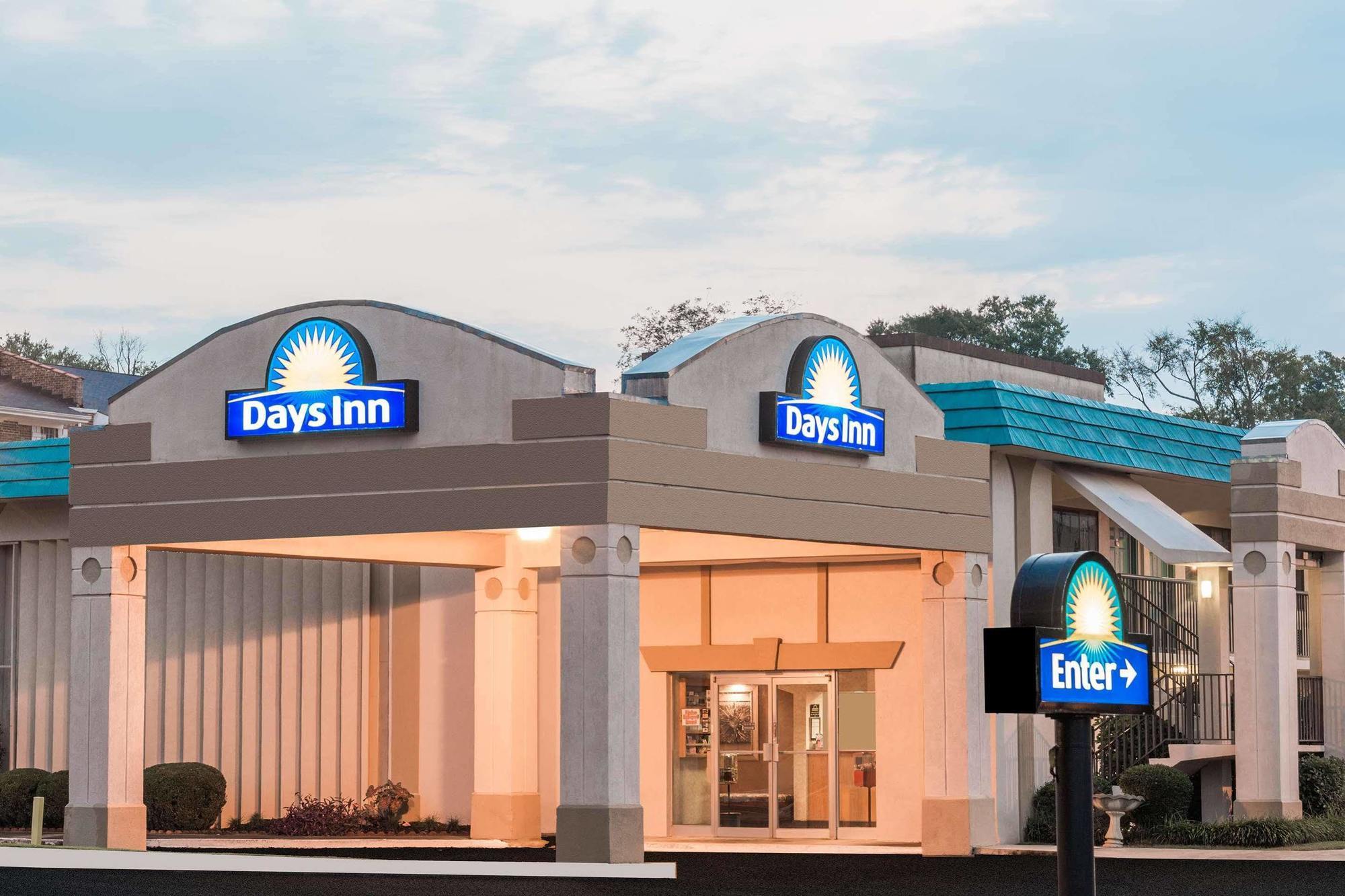 Days Inn By Wyndham Athens Ngoại thất bức ảnh